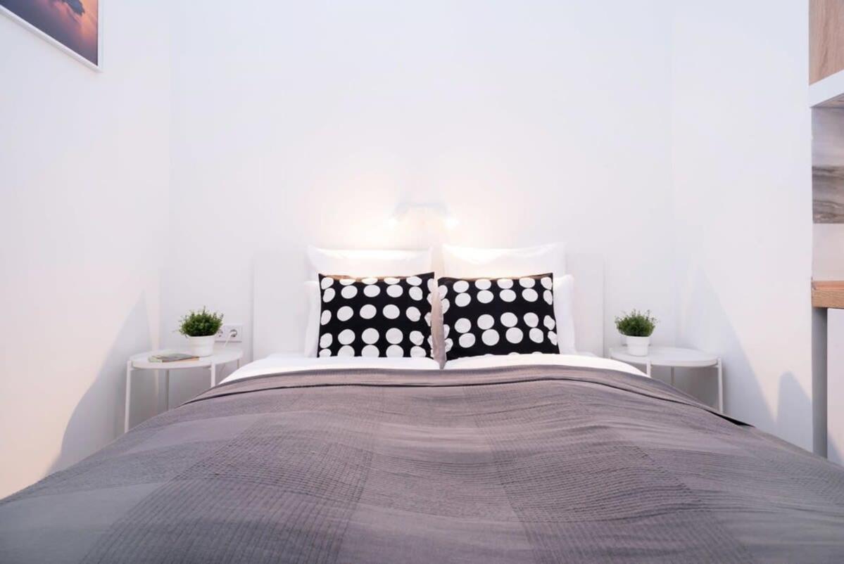 New Comfy Studio At Convenient Location Budapest Eksteriør billede